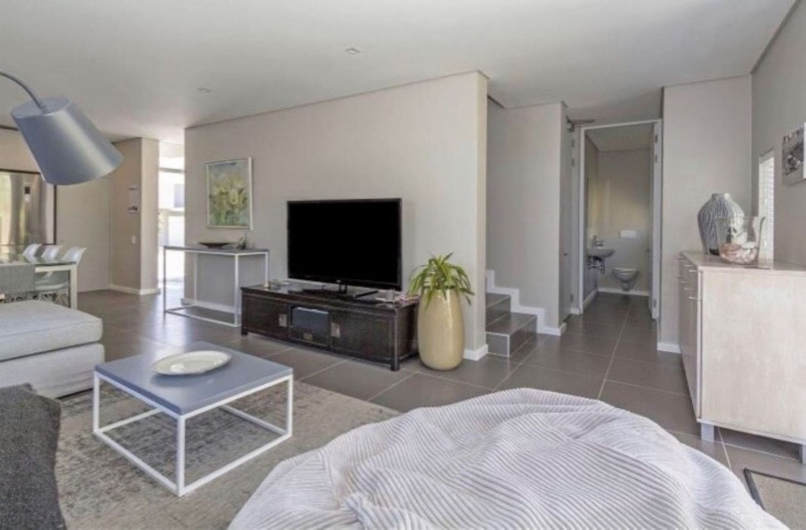 3 Bedroom Property for Sale in Somerset Lakes Western Cape